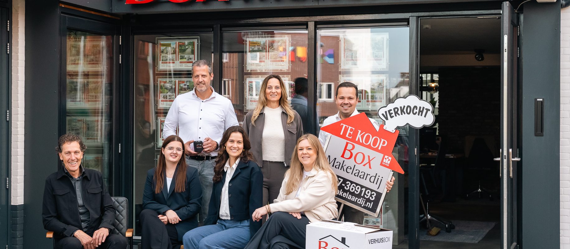 Het team van Box Makelaardij voor het makelaarskantoor in Bladel.