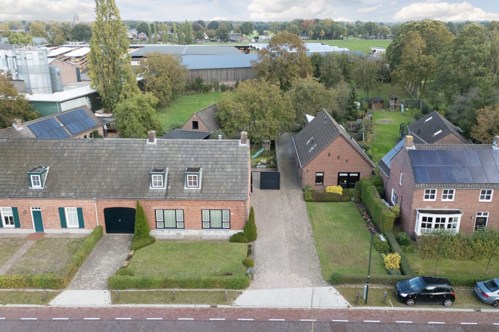 6-room special property of 267 m²